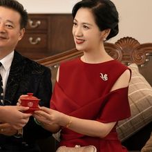 妈妈婚宴礼服2025新款结婚红色气质婚礼喜婆婆中年显瘦礼服