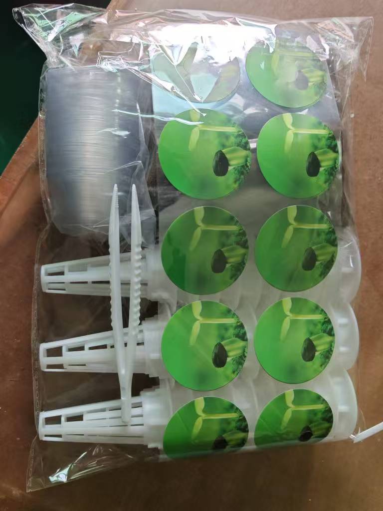 사각재배목화 30개 + 화분바구니 30개 + 묘목커버 30개 + 차양스티커 30개 + 핀셋 1개 (OPP백)