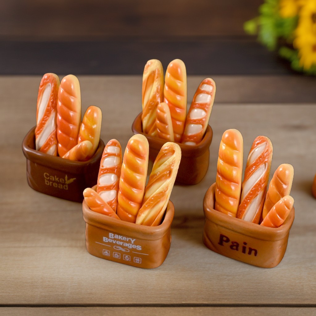 Small cream food play