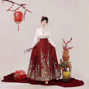 [auspicious] imitation makeup flower gold horse skirt white dark pattern jacquard shirt