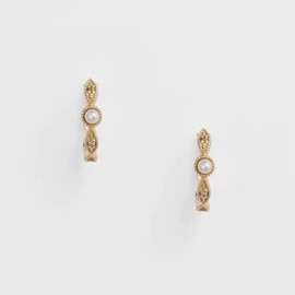 项链;戒指;耳钉