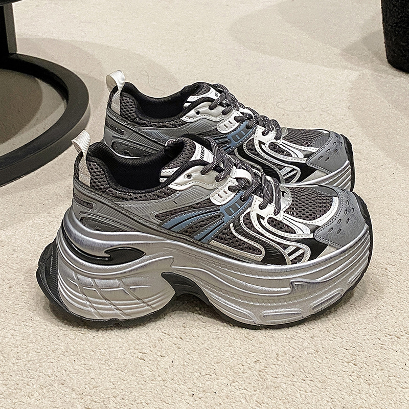 Barras reflectantes plateadas color combinado con zapatos de terciopelo de fondo grueso de invierno 2025 nuevos zapatos deportivos casuales de alta altura de panda