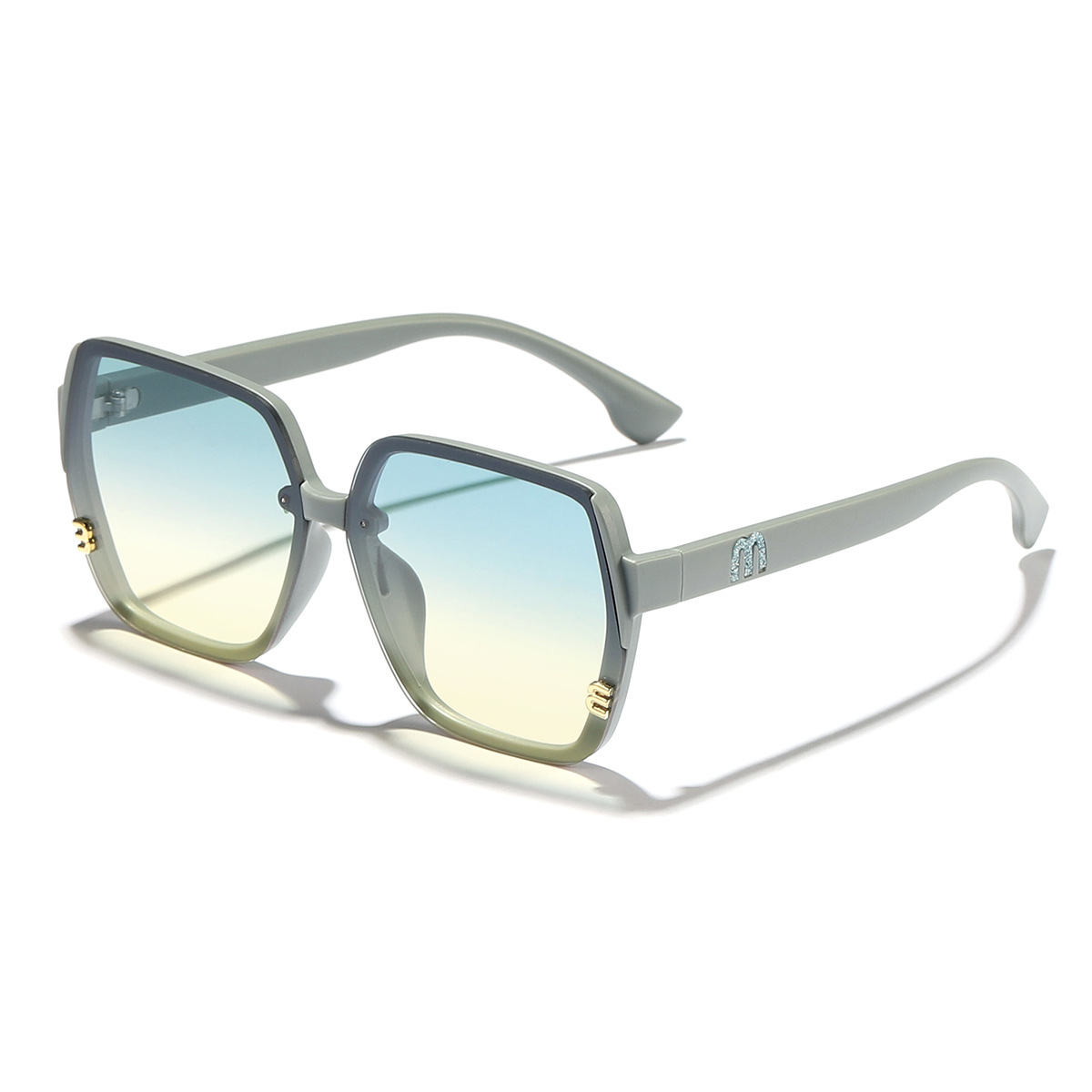 Nuevas gafas de sol de montura cuadrada de estilo alfabético simple de estilo coreano transfronterizo