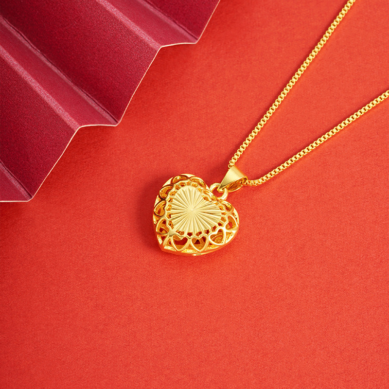 Arena oro estilo popular amor hueco tallado flor colgante melocotón corazón todo partido dulce tridimensional Pequeño Libro Rojo mismo estilo fábrica al por mayor