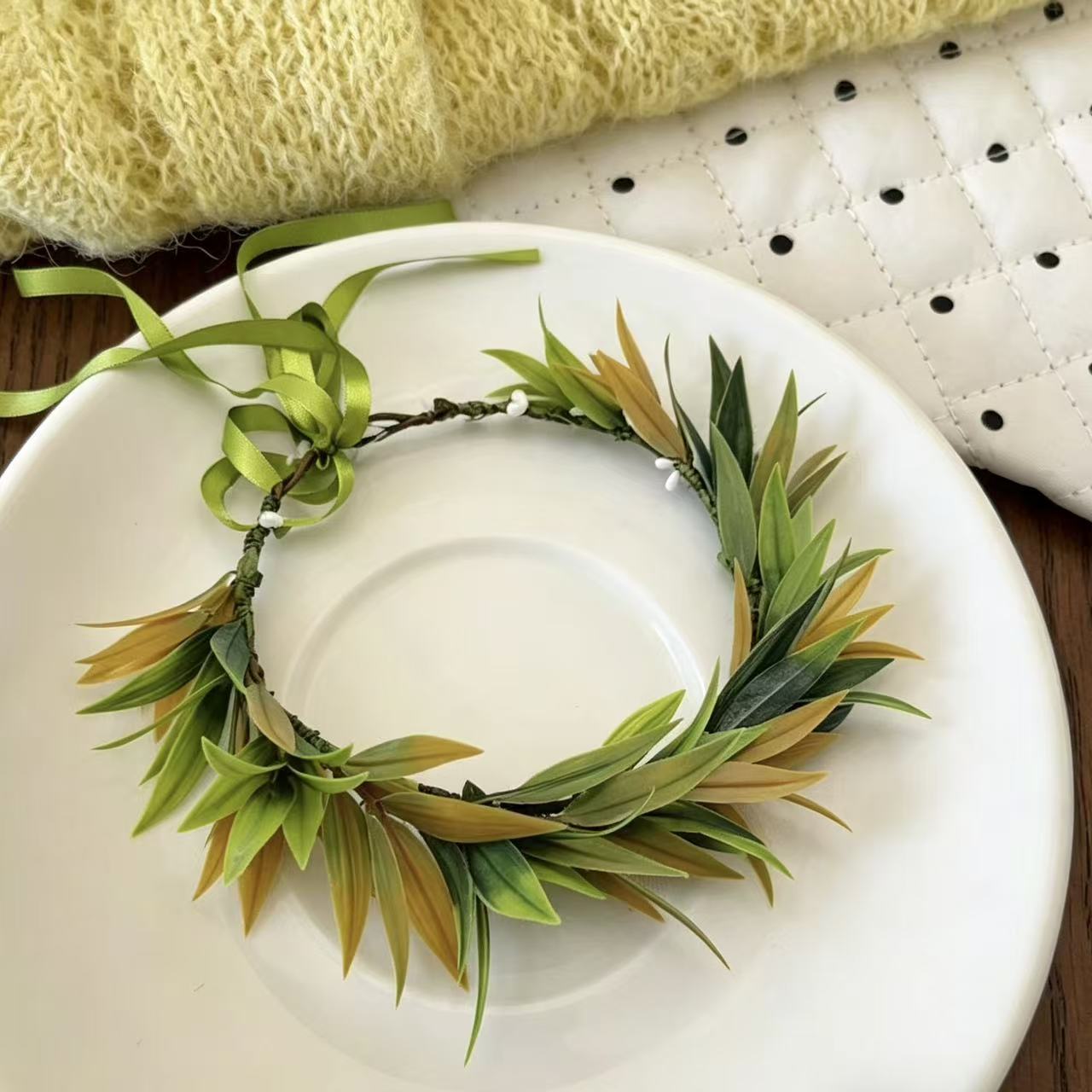 Forest-style simple artificial green leaf wreath adult headpiece, floral wicker headband, bracelet for kindergarten dance performance