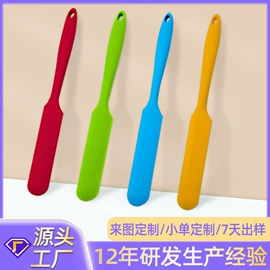 蛋糕模;防烫手套;烹饪勺铲