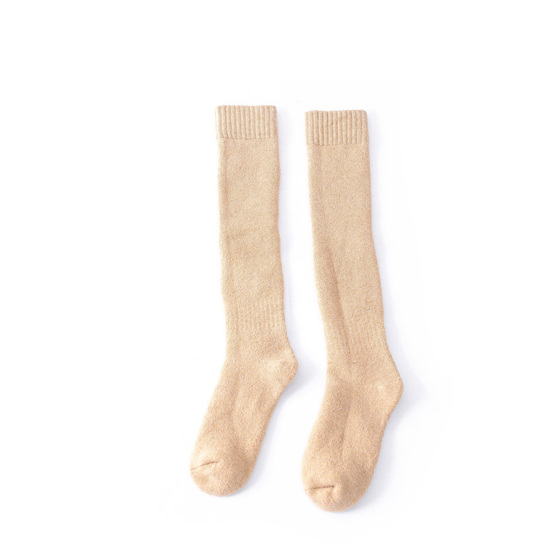 Женский бежевый