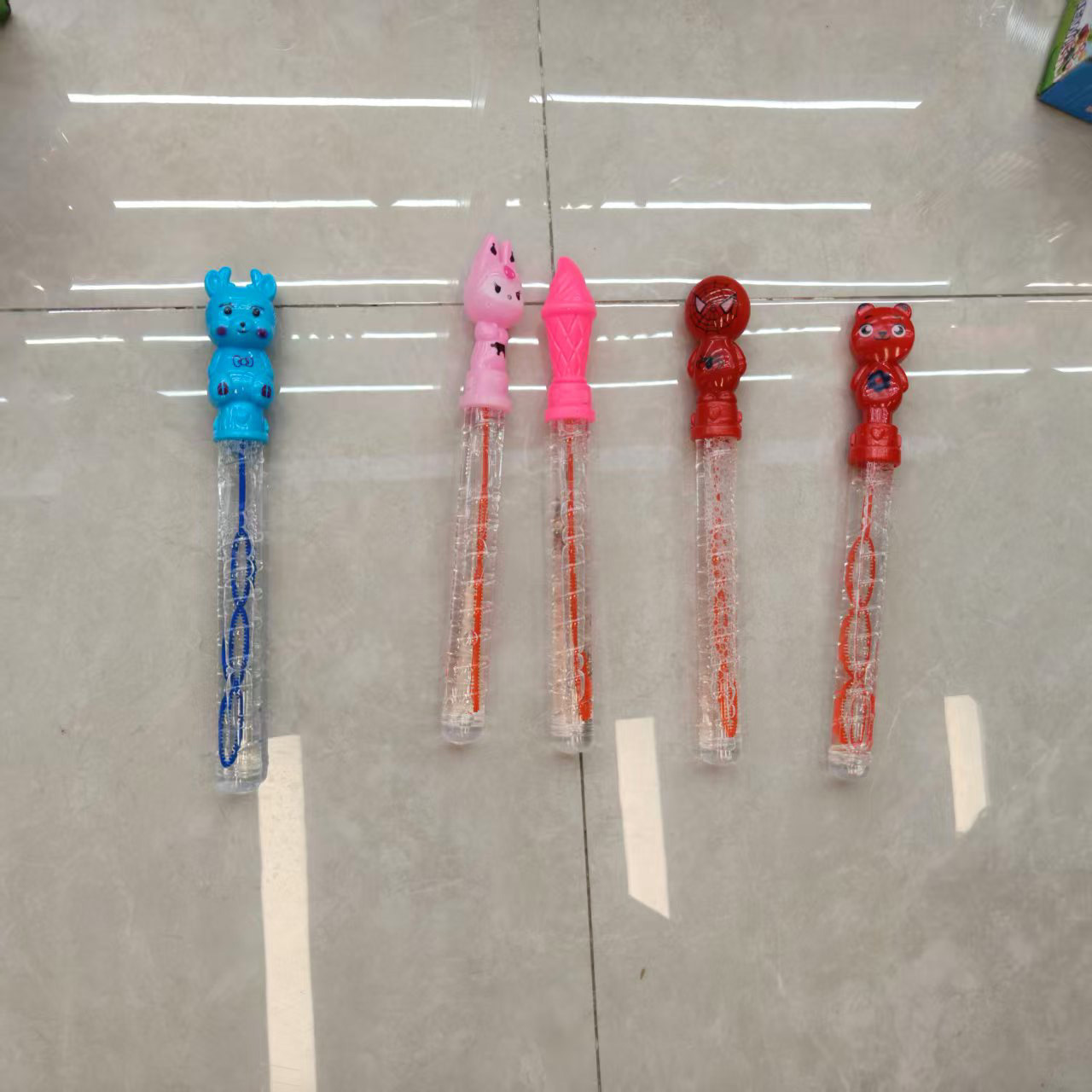 Varita Mágica de Burbujas de Plástico Portátil para Juegos al Aire Libre
