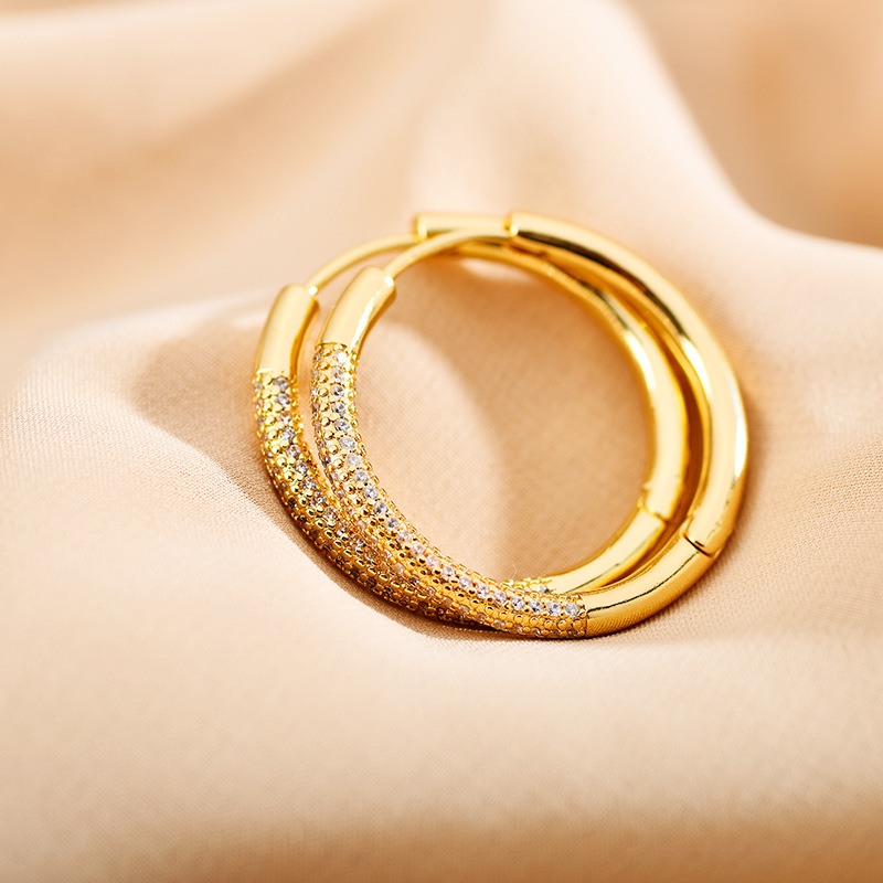 1 Pair Simple Style Solid Color Copper Plating Inlay Zircon Hoop Earrings display picture 5