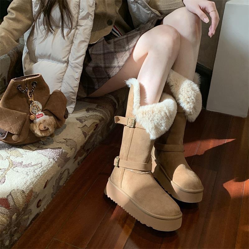 Nuevo tipo de botas de nieve para mujeres 2026 invierno pequeño con una base gruesa de lana gruesa zapatos de algodón corto del noreste para mujeres