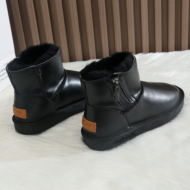 밝은 가죽 블랙