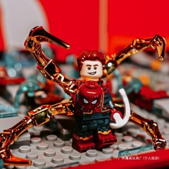 中国の積み木 スパイダーマン 2 アクロス ザ ユニバース アイアンマン ミニフィギュア メカ MOC レゴ組み立ておもちゃに適しています