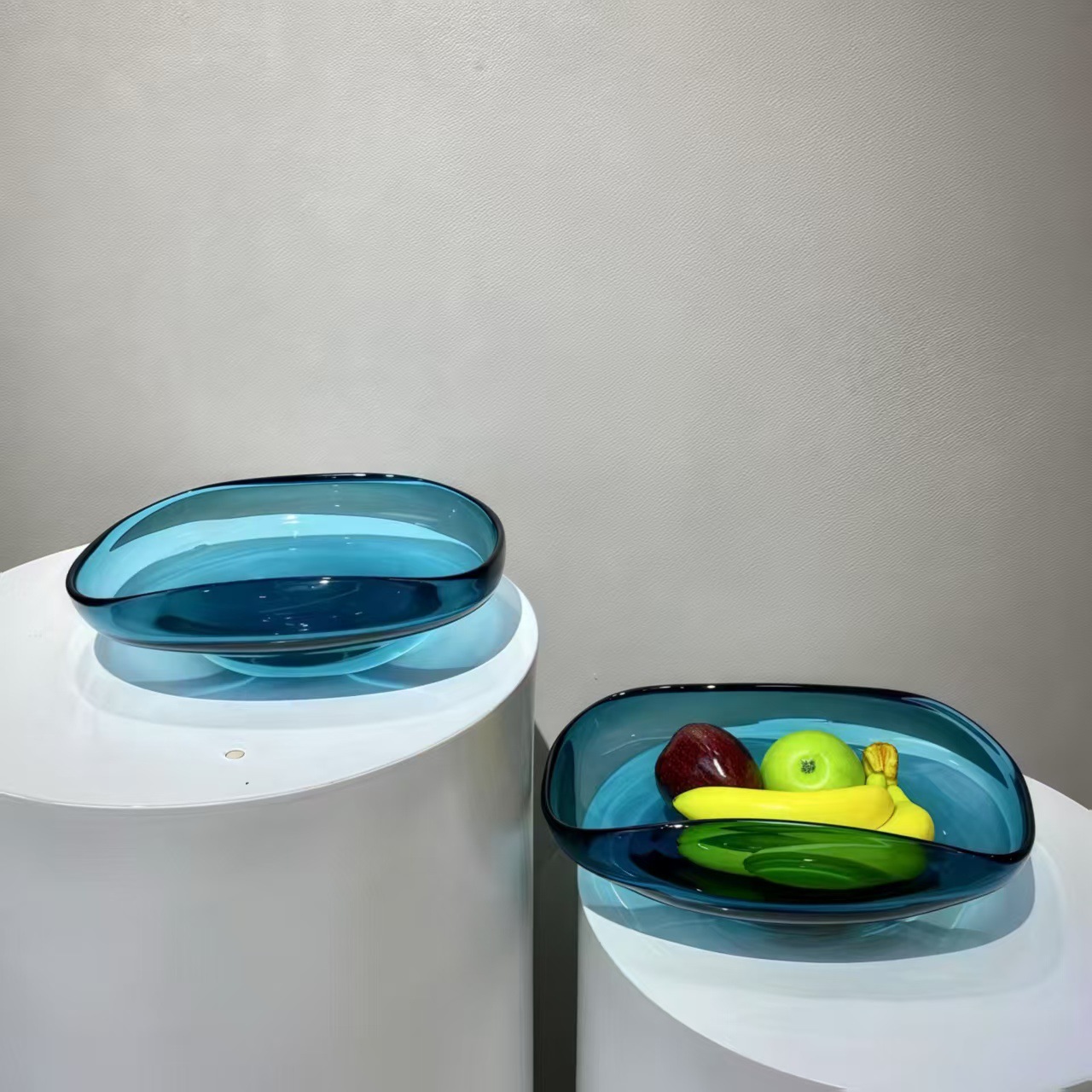 Plato de frutas de vidrio para el hogar de lujo ligero, mesa de centro de sala de estar para el hogar, decoración, mesa de comedor, bandeja de almacenamiento image 2