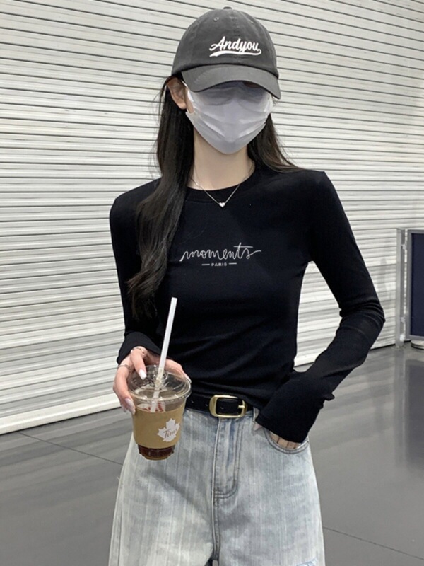 New Korean-style long-sleeve shirt for women with a round neck, slim fit, and waist-cinching design, suitable for early autumn and winter New Korean-style long-sleeve shirt for women with a round neck, slim fit, and waist-cinching design, suitable for early autumn and winter