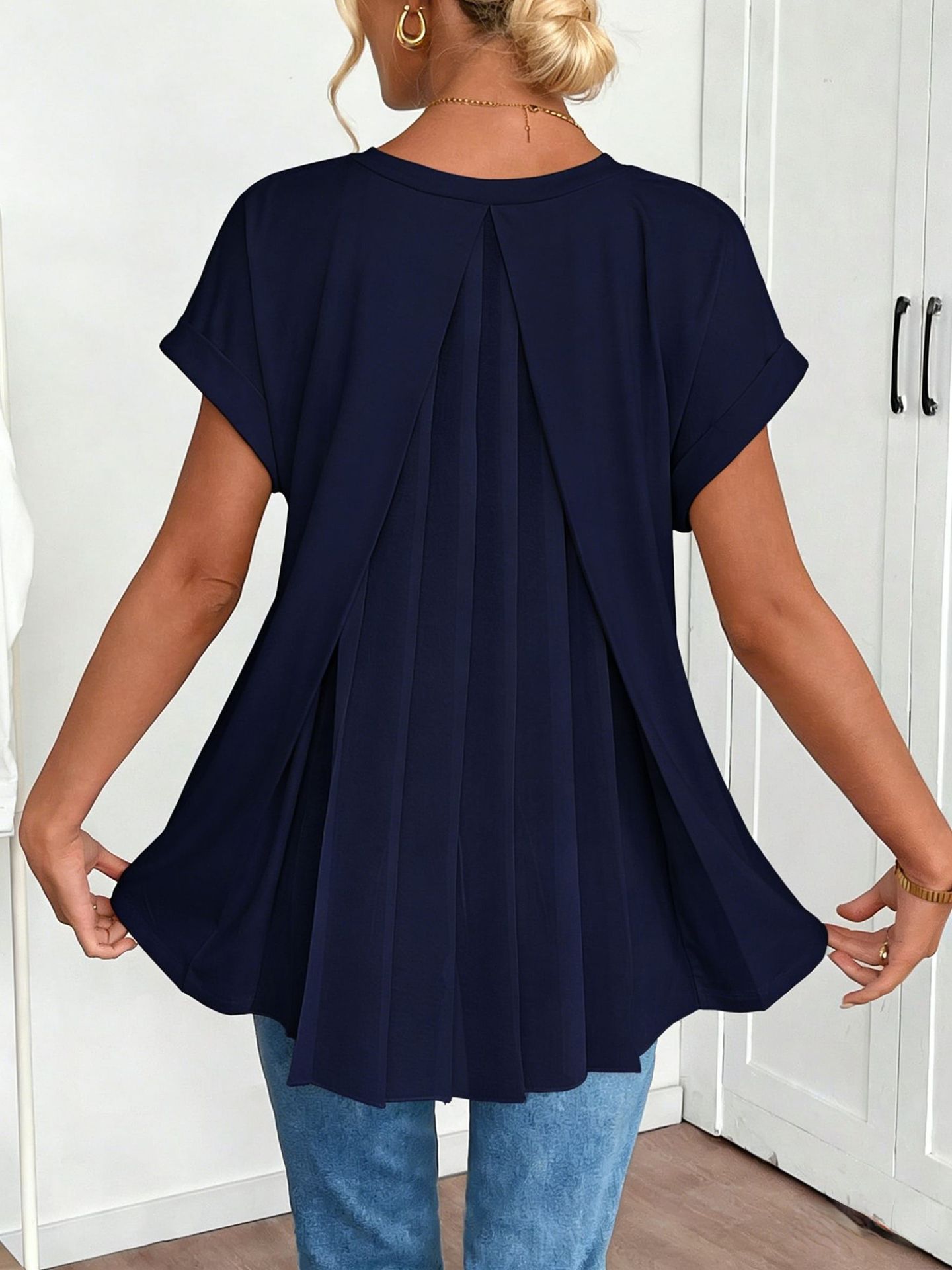 Women's Clothing Spring Women's Cross Border Top V Neck Short Sleeve Pleated Fashionable And Stylish Women's Clothing_ecoleips.com