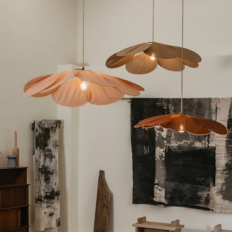 Modern Restaurant Silent Wind Living Room Bedroom Dining Table Lamp Designer Creative Petal Cafe Bar Fabric Chandelier