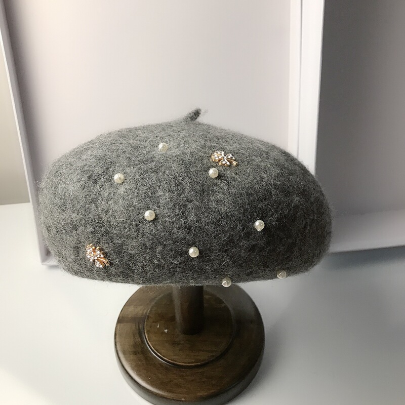 Handmade Pearl Pumpkin Hat for Autumn and Winter, British-Style Painter Beret for Female Students, Handmade Warm Beret Handmade Pearl Pumpkin Hat for Autumn and Winter, British-Style Painter Beret for Female Students, Handmade Warm Beret
