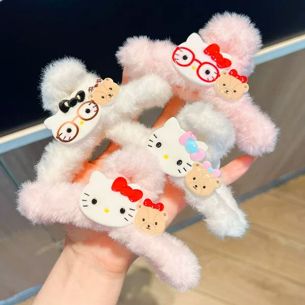 2026 New Autumn and Winter Cute Plush Large Cat Claw Clip Cartoon Girl Sweet Shark Clip Hair Accessory Hairpin