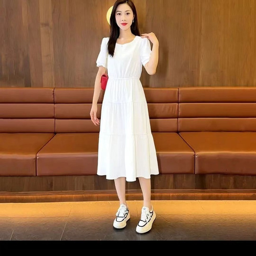 French platycodon small black dress summer dress women's medium and long 2025 new style figure-flattering waist fashionable dress