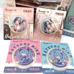 広博初音ミク電波侵入バッジ二次元ブリキバッジ正規版授権バッジ卸売り