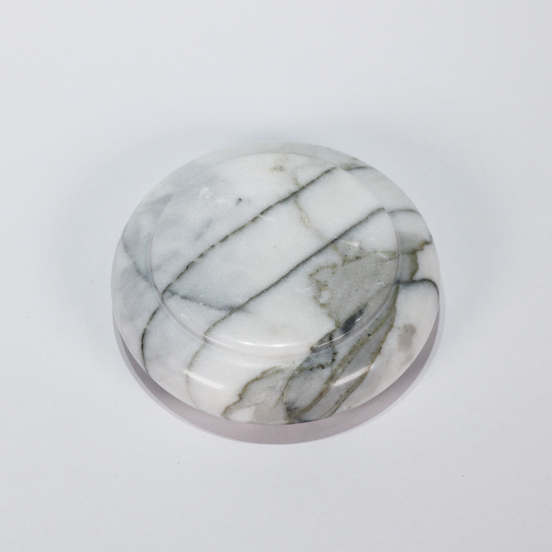 ����Բ�δ���ʯ�̻Ҹ���װ�ΰڼ��߼�ʱ�в輸�����̸׳���ֱ��