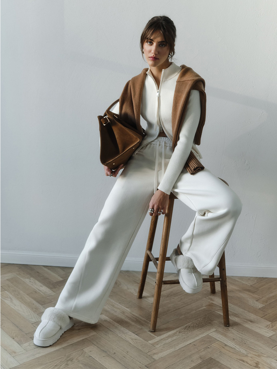 Chaqueta de manga larga delgada con cuello alto transfronterizo Europa y América 2025 otoño e invierno nuevo estilo cárdigan con doble cremallera chaqueta de punto cálida mujer