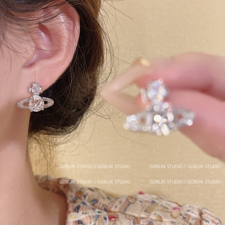 elegant fashionable space earrings with zircon