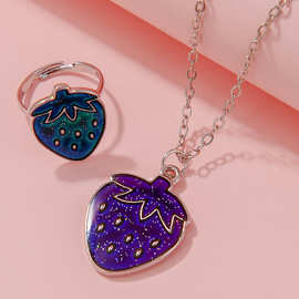 跨境新品儿童戒指项链首饰套装感温变色草莓儿童饰品女童指环吊坠