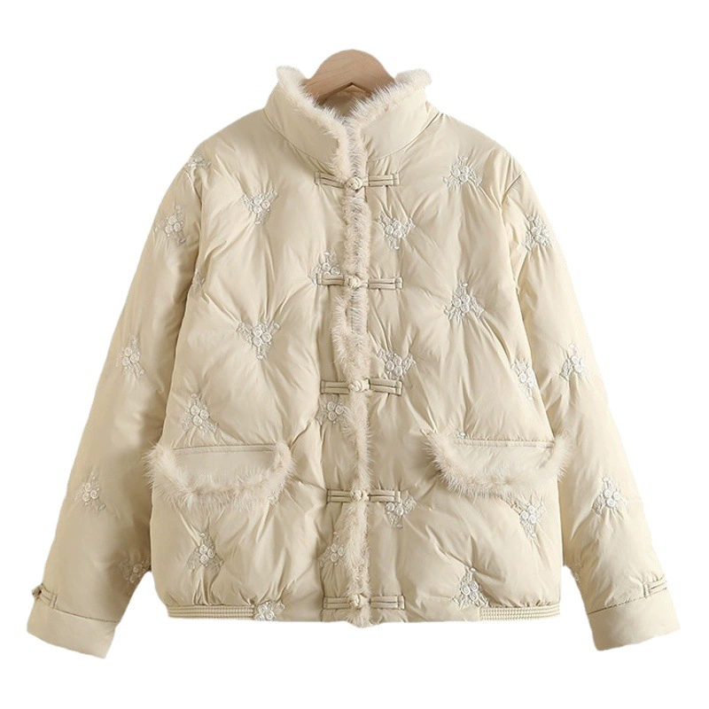 Пуховик с мехом норки, легкий женский укороченный фасон, осень-зима 2025, китайский стиль, белый утиный пух, застежка на вышитые пуговицы, универсальный стиль.