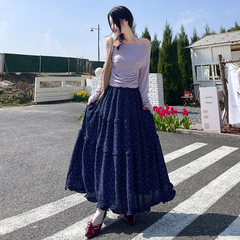韓国式のレトロな青い花の半身のスカートの女性の春2025新型の高腰のa字のスカートのカジュアルな怠惰な長いスカート