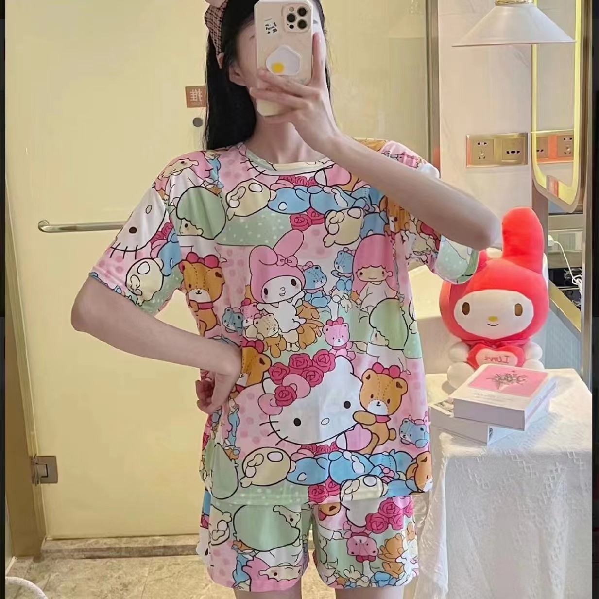 Traje de manga corta - nuevo gato KT