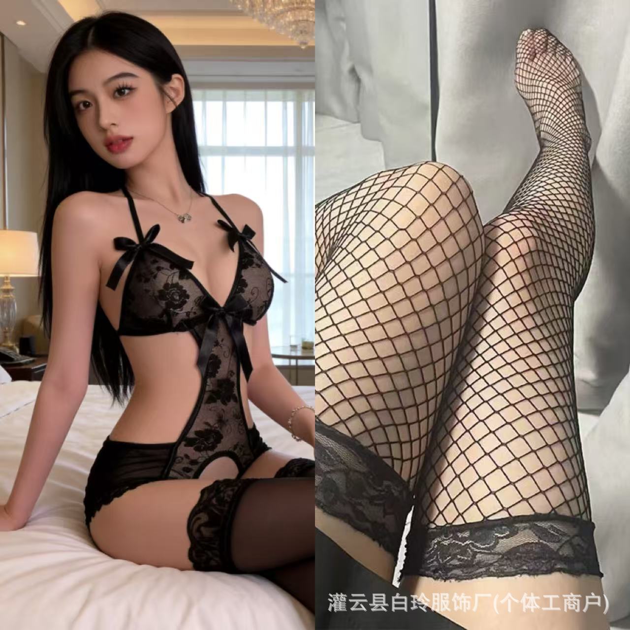 블랙 점프수트 + 블랙 망사스타킹