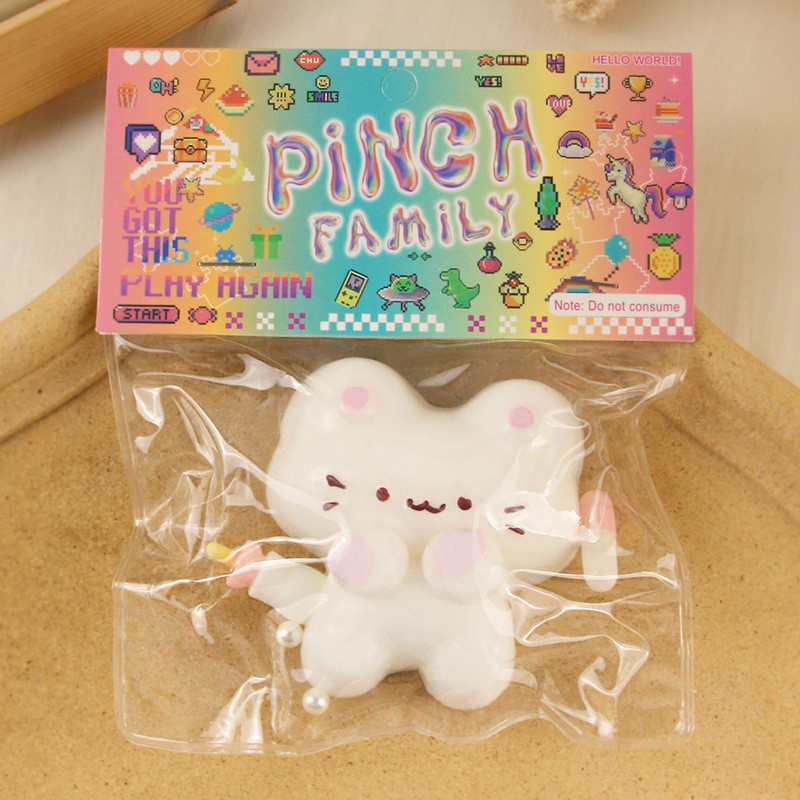 Pequeño Libro Rojo Venta caliente TPR caucho suave sólido hámster pellizco música descompresión juguete lindo mascota bola grande de dibujos animados pequeño ratón