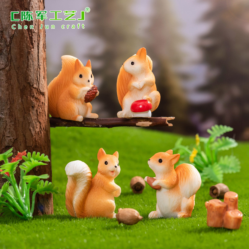 Moss Micro Landscape Creative Cute Little Squirrel Gardening Landscaping Animal DIY Decorations Accessories Mini Small Ornaments Moss Micro Landscape Creative Cute Little Squirrel Gardening Landscaping Animal DIY Decorations Accessories Mini Small Ornaments