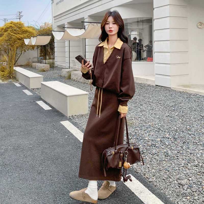 美拉德咖色彩色领卫衣半身裙套装女2025秋季新款松弛感休闲两件套|undefined