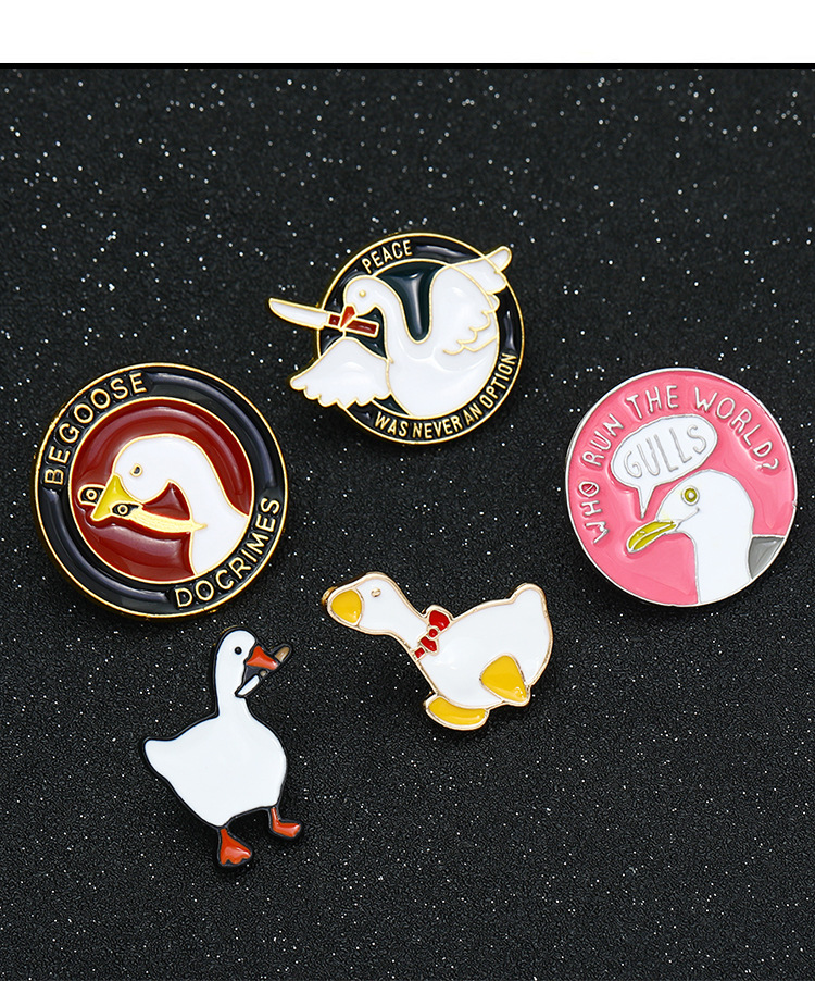 4g Weight Brooches Classification Casual Occasion Alloy Material Cartoon Style Pin Animal Alloy Plating Women'S Brooches