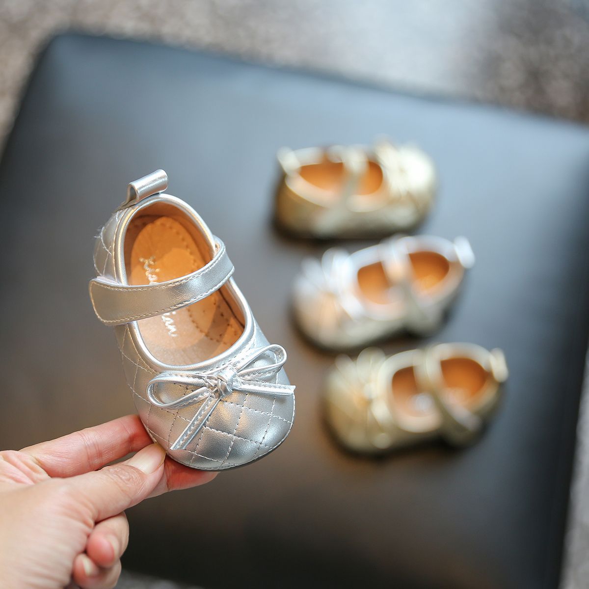 Children's Small Leather Shoes, Spring New Style Girls' Flats, Fashionable Little Girls' Performance Shoes, Shallow Mouth Soft Sole Baby Princess Shoes