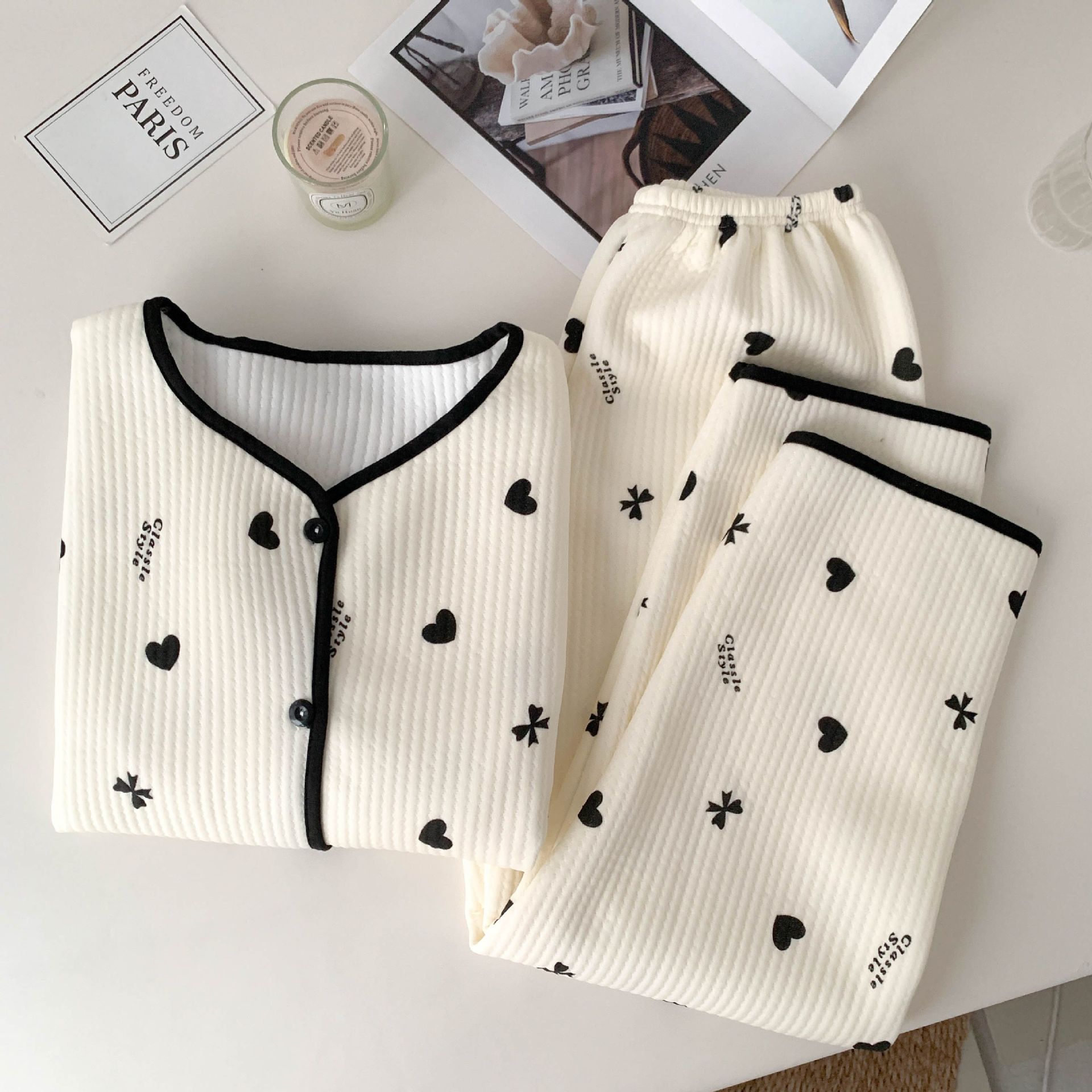 Pijamas al por mayor transfronterizos de invierno de aire de algodón jacquard lindos dibujos animados de alta calidad dulce conjunto de ropa para el hogar