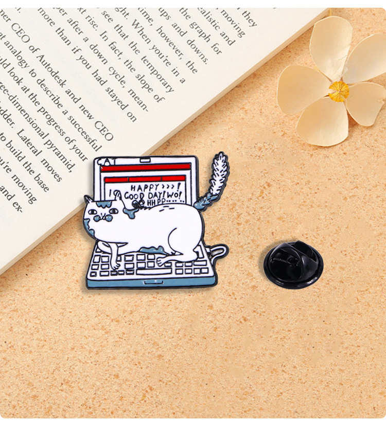 11g Weight Brooches Classification Holiday, Daily Occasion Alloy Material Animal Pattern Unisex Gender Enamel Design Cartoon Style, Sweet Style Cartoon Style Sweet Pin Animal Alloy Enamel Unisex Brooches 2