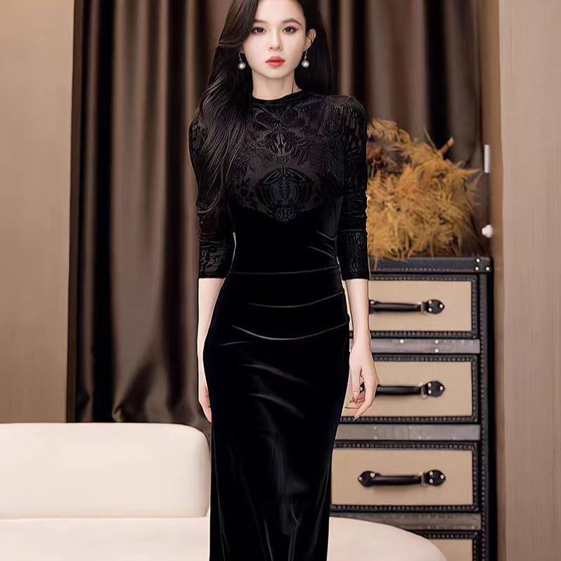 High-End Velvet Dress for Women, Autumn and Winter Inner Slip Dress, Party Gown, Engagement Dress, Hepburn-Style Little Black Dress