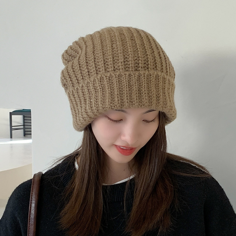 카키색
