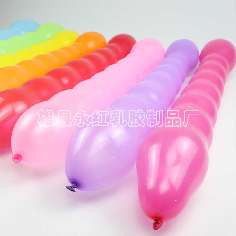 Los fabricantes venden al por mayor pequeños ocho globos de látex en el mercado nocturno, decoran los globos al aire libre, decoran los globos de cumpleaños