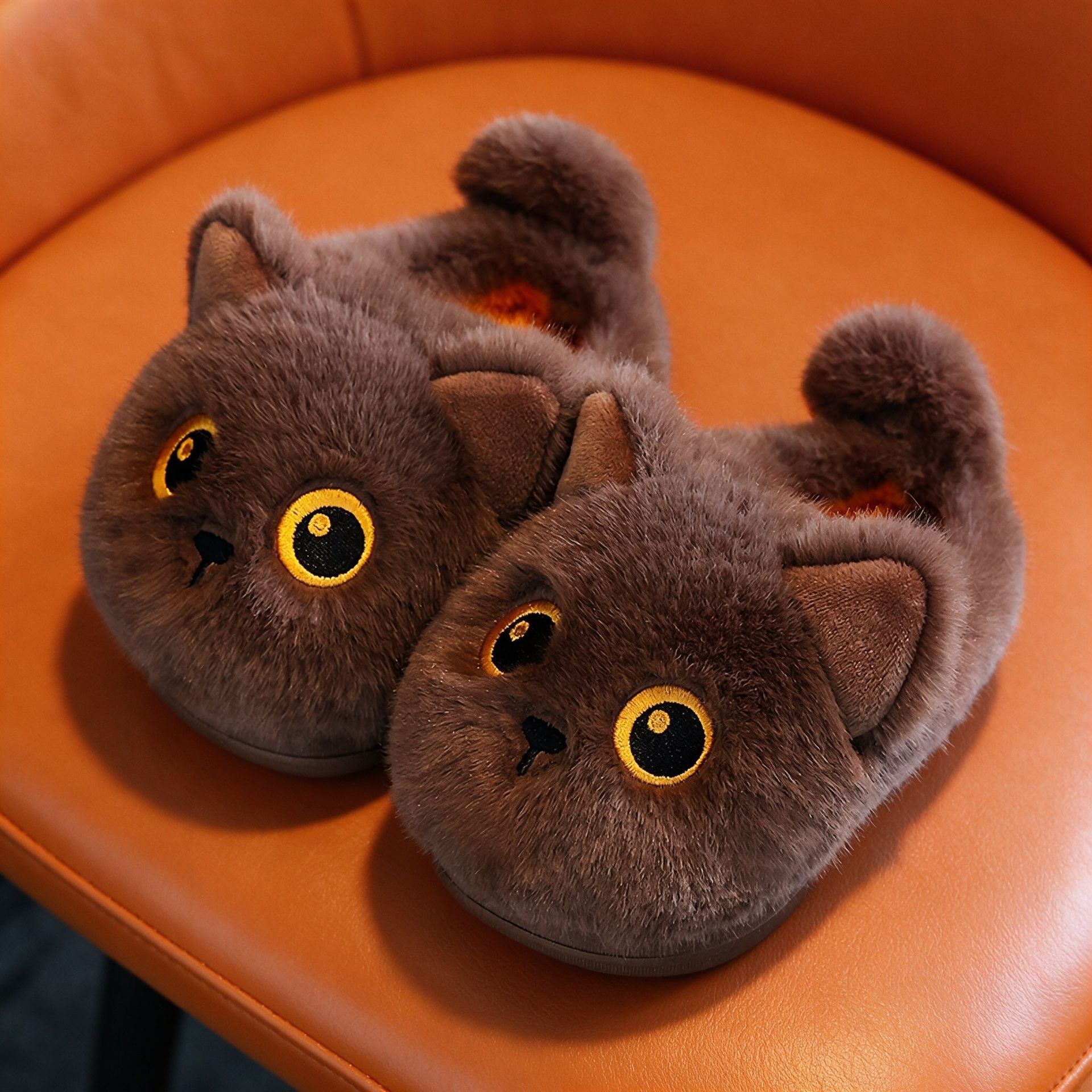 Boys' and girls' children's cotton slippers, new 2026 winter model, cartoon cute, non-slip, warm indoor home furry shoes