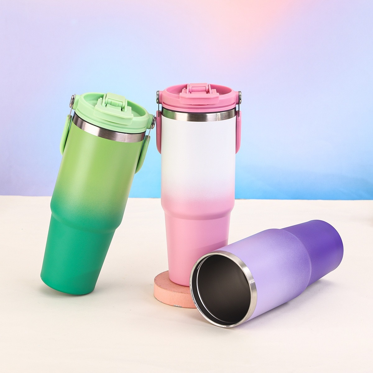 Explosión transfronteriza gradiente 30oz taza de automóvil portátil de gran capacidad con paja 304 taza de aislamiento al vacío de acero inoxidable