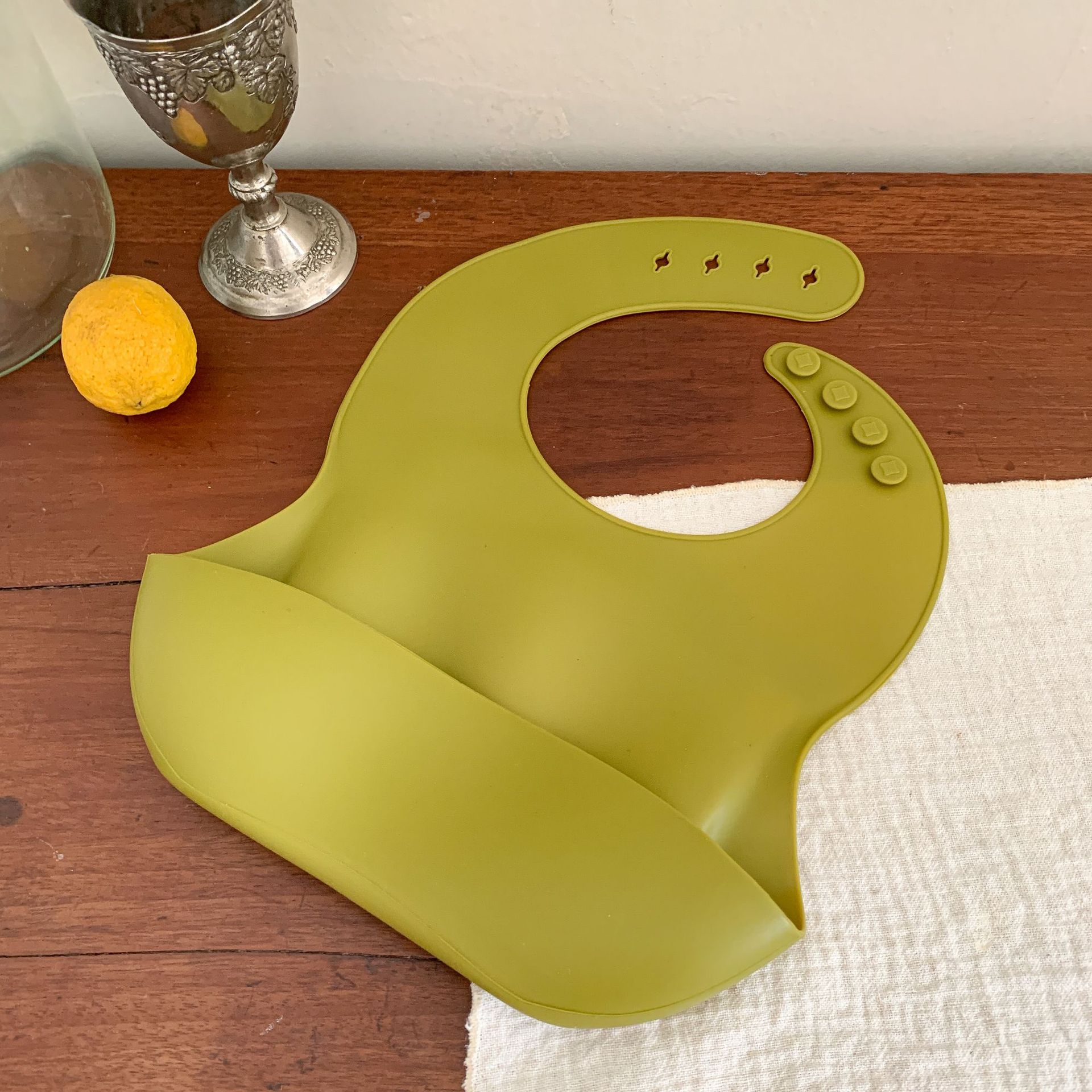 Ropa para niños de caña de pera babero de bebé de silicona para niños 2025 nuevo bebé niña alimentación toalla de saliva impermeable