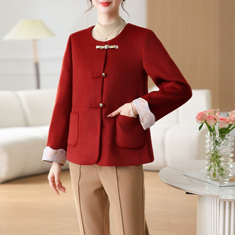 Маленькая мама осенняя шерстяная куртка среднего и пожилого женского возраста ранней осенью благородный шерстяной топ 2024 новый