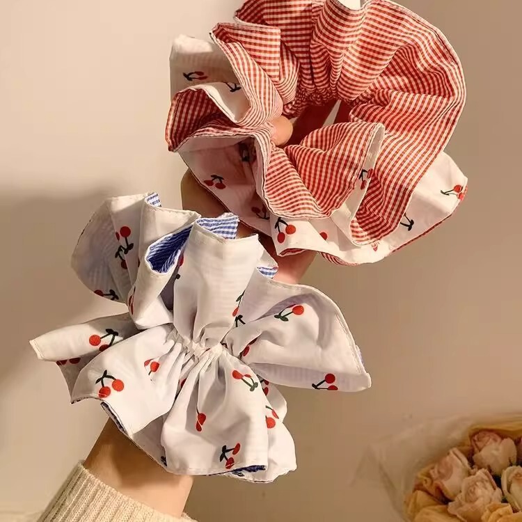 甘い赤と青のチェック柄チェリー二層両面腸ヘアゴム女性のヘアボールヘアロープローポニーテールヘッドロープ|undefined