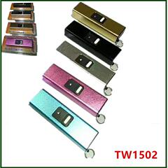 クロスボーダー TW1502 ミニ女性用小型懐中電灯屋外懐中電灯アマゾンディフェンスペンダントメイス