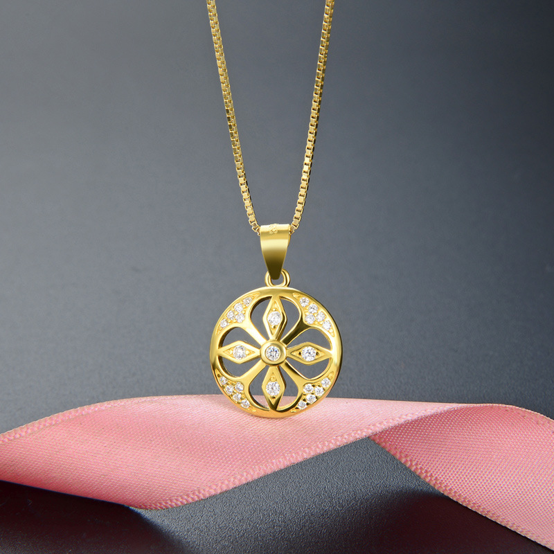 925 plata esterlina cuatro hojas collar coreano femenino simple nicho de alto nivel sensación de micro-crustina colgante redondo cadena clavícula