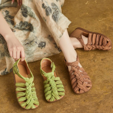 2025�ļ���Ӣ���L��Ƥ�A�^�ֹ������U���p���_�R���^��Ь